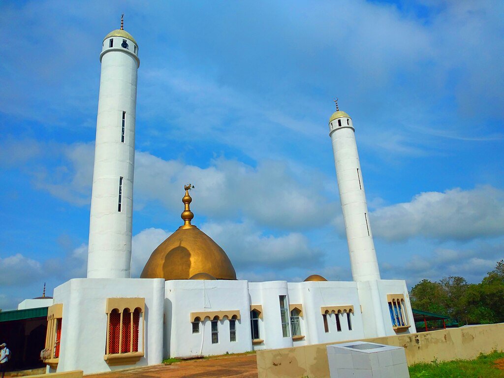 Unilorin_Central_Mosque-1.jpg